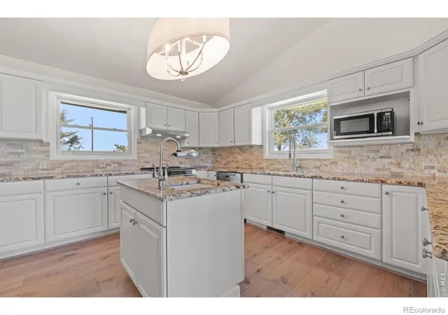 Photo 2 of Single family home for sale at 20520 County Rd Q, Fort Morgan, CO 80701 | MLS# IR1064685 | Listing updated on 2026-09-18
