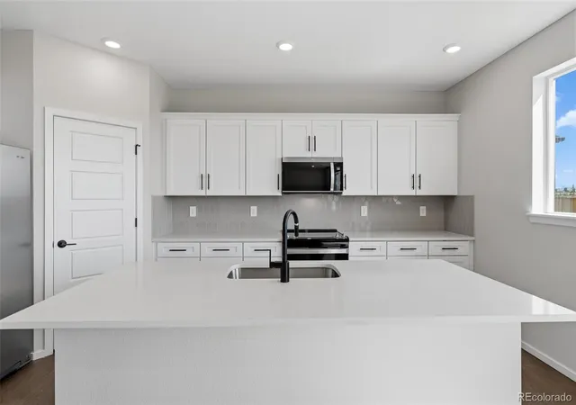 Photo 3 of Single family home for sale at 260 Barn Owl Ave, Fort Lupton, CO 80621 | MLS# 7468134 | Listing updated on 2026-09-16