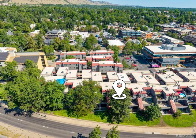 Listing Photo 2 - Condo for sale in building located at 836 Walnut St, Boulder, CO 80302 - Unit #A