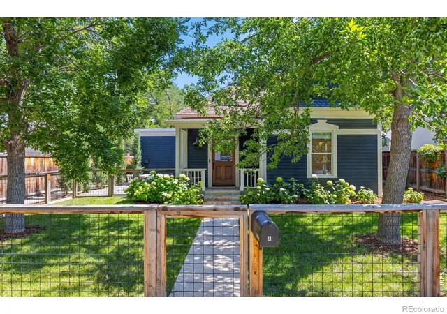 Photo 1 of Townhouse for sale at 2324 Mapleton Ave #A, Boulder, CO 80304 | MLS# IR1064985 | Listing updated on 2026-09-23