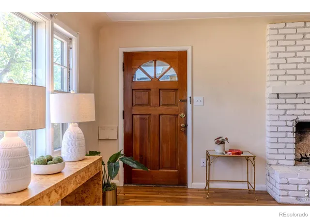 Photo 3 of Single family home for sale at 4077 S Washington St, Englewood, CO 80113 | MLS# IR1065000 | Listing updated on 2026-09-22