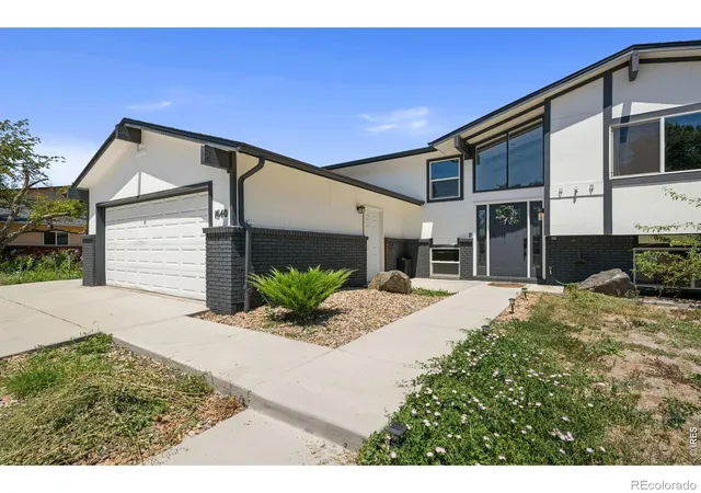 Photo 1 of Single family home for sale at 1640 Amherst Dr, Longmont, CO 80503 | MLS# IR1065003 | Listing updated on 2026-09-23