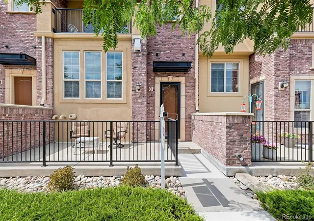 Photo 3 of Townhouse for sale at 9499 Rockhurst St #C, Littleton, CO 80129 | MLS# 1561341 | Listing updated on 2026-09-28