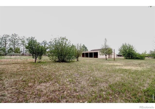 Photo 4 of Single family home for sale at 2033 River Glen Dr, Berthoud, CO 80513 | MLS# IR1065282 | Listing updated on 2026-09-17