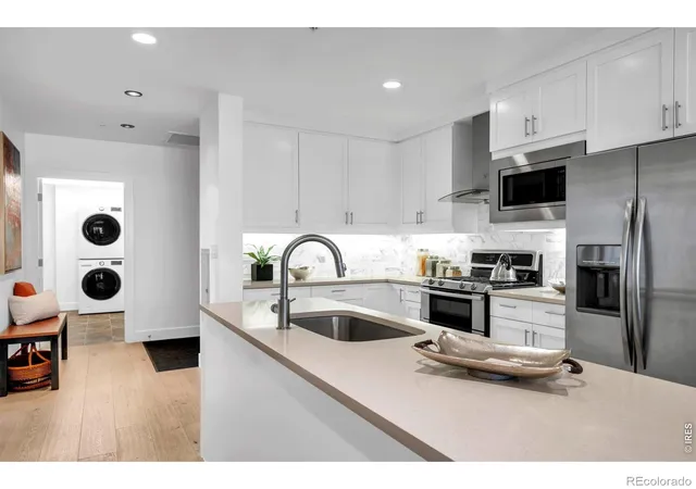 Photo 4 of Condo for sale at 3301 Arapahoe Ave #209, Boulder, CO 80303 | MLS# IR1065396 | Listing updated on 2026-09-17