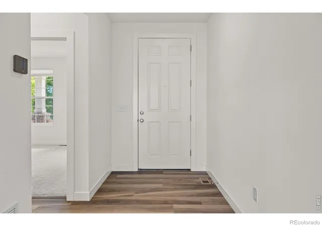 Photo 3 of Single family home for sale at 4532 Heatherhill Ct, Longmont, CO 80503 | MLS# IR1065450 | Listing updated on 2026-09-17
