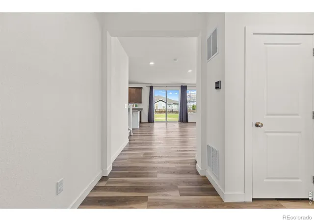 Photo 4 of Single family home for sale at 4532 Heatherhill Ct, Longmont, CO 80503 | MLS# IR1065450 | Listing updated on 2026-09-17