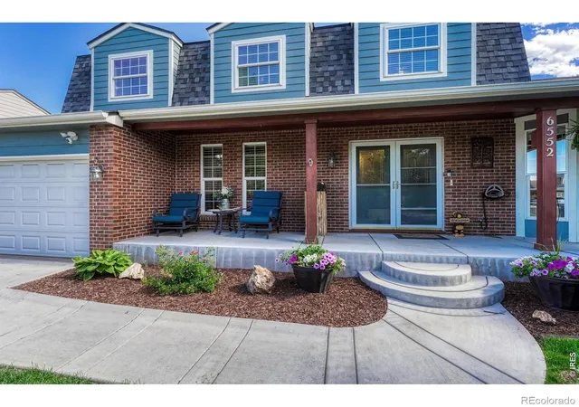 Photo 3 of Sale Pending at 6552 W Calhoun Pl, Littleton, CO 80123 | MLS# IR1065487 | Listing updated on 2026-10-29