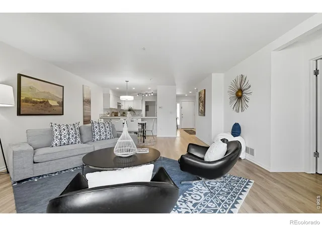 Listing Photo 4 - Condo for sale in building located at 2938 Kalmia Ave, Boulder, CO 80301 - Unit #17