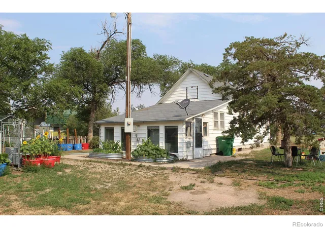 Photo 2 of Single family home for sale at 208 Cheyenne Ave, Grover, CO 80729 | MLS# IR1065854 | Listing updated on 2026-10-15