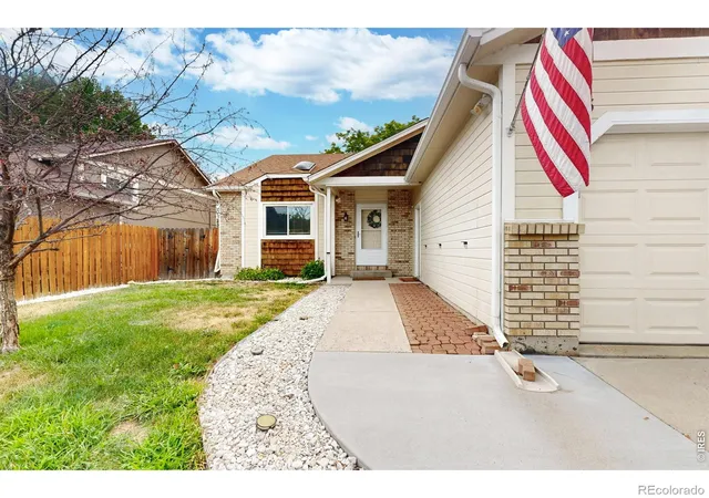 Photo 3 of Single family home for sale at 2133 Chelsea Dr, Loveland, CO 80538 | MLS# IR1065876 | Listing updated on 2026-09-29