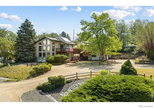 Photo 1 of Single family home for sale at 1032 Ridglea Way, Boulder, CO 80303 | MLS# IR1065995 | Listing updated on 2026-09-17