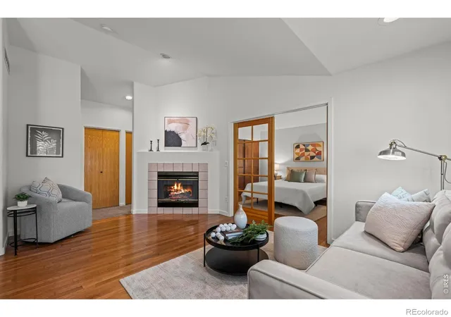 Photo 4 of Townhouse for sale at 517 Ridgeview Dr, Louisville, CO 80027 | MLS# IR1066031 | Listing updated on 2026-10-27