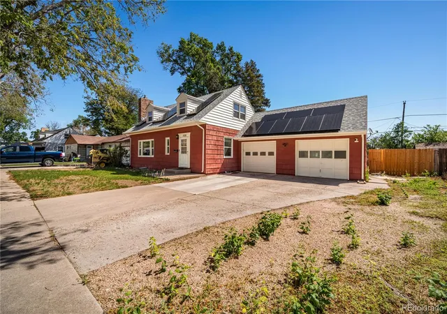 Photo 1 of Single family home for sale at 1528 Alexander Cir, Pueblo, CO 81001 | MLS# 8491582 | Listing updated on 2026-10-06