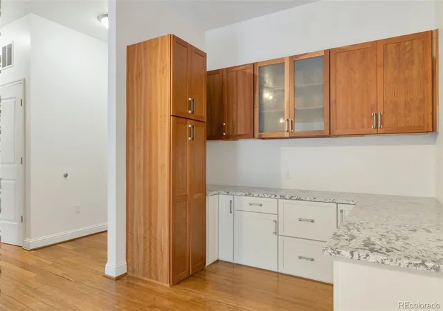 Listing Photo 4 - Condo for sale in building located at 5401 S Park Ter Ave, Greenwood Village, CO 80111 - Unit #208B