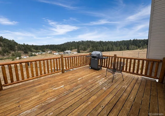 Photo 3 of Single family home for sale at 15 Dogie Trl, Florissant, CO 80816 | MLS# 1820898 | Listing updated on 2026-09-08