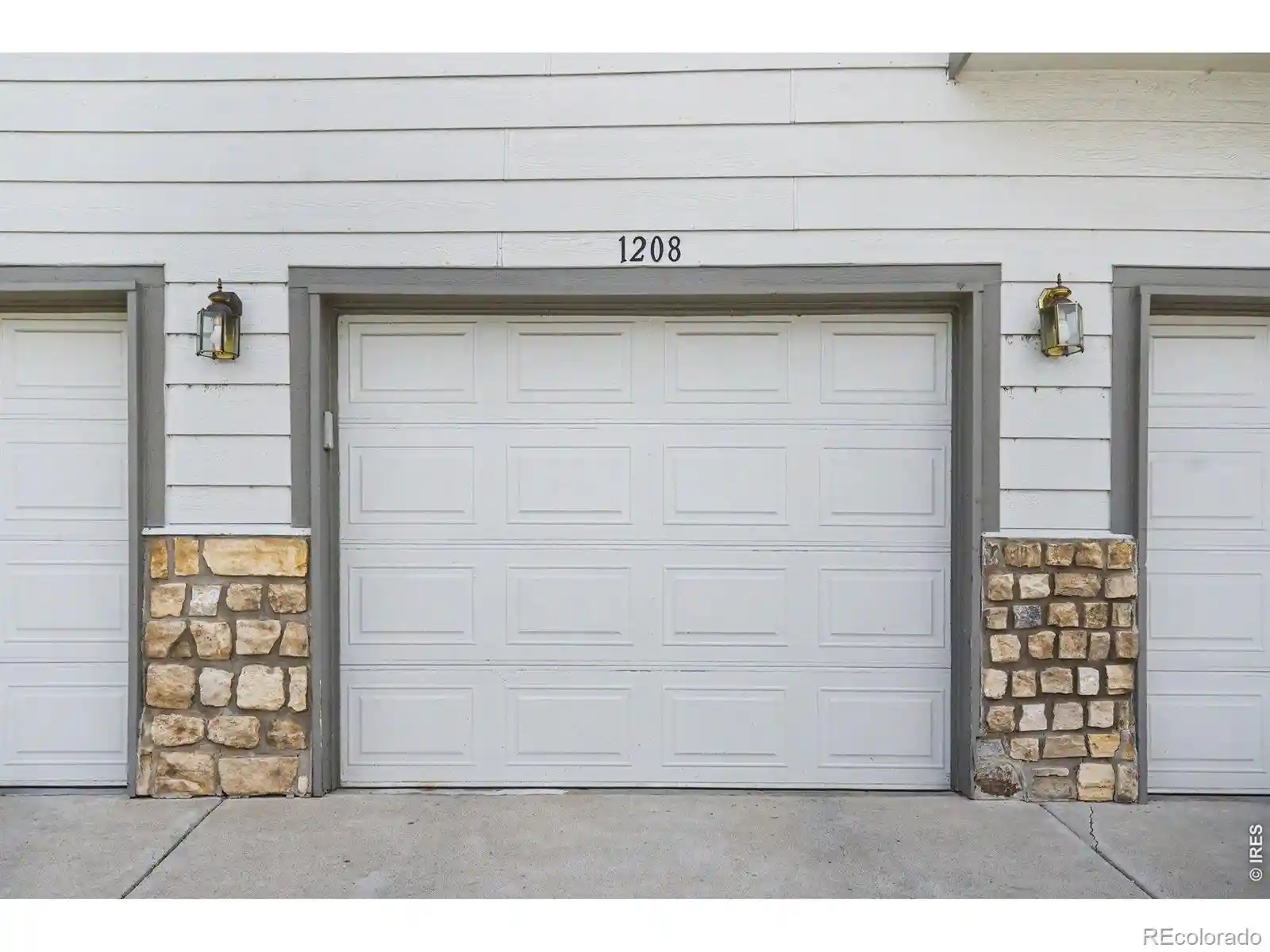 Listing Photo 21 - Condo for sale in 3261 E 103rd Pl located at 3261 E 103rd Pl, Thornton, CO 80229 - Unit #1208