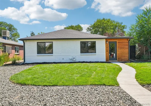 Photo 1 of Single family home for sale at 2850 Ivy St, Denver, CO 80207 | MLS# 7879357 | Listing updated on 2026-09-09