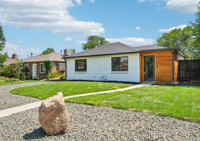 Photo 3 of Single family home for sale at 2850 Ivy St, Denver, CO 80207 | MLS# 7879357 | Listing updated on 2026-09-09