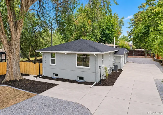 Single family home for sale at 2112 9Th Ave, Longmont, CO 80501 | MLS# 8979700