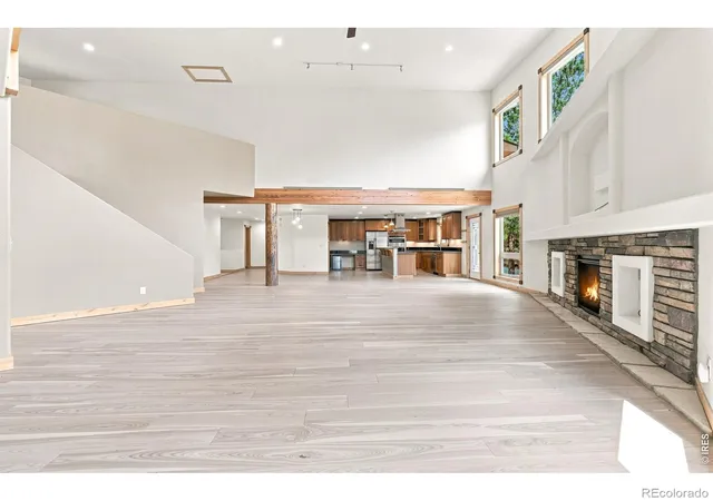 Photo 3 of Single family home for sale at 557 Grand Ests Dr, Estes Park, CO 80517 | MLS# IR1066809 | Listing updated on 2026-09-17
