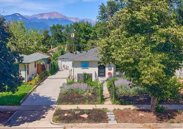 Single family home for sale at 1510 N El Paso St, Colorado Springs, CO 80907 | MLS# 9803485