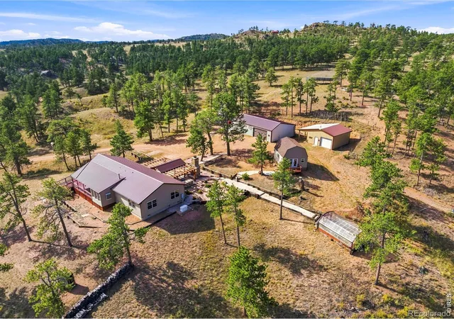 Photo 1 of Single family home for sale at 557 Red Bluff Rd, Livermore, CO 80536 | MLS# IR1067284 | Listing updated on 2026-09-29