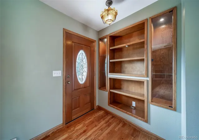 Photo 3 of Single family home for sale at 1191 Tenderfoot Dr, Larkspur, CO 80118 | MLS# 4633542 | Listing updated on 2026-09-26