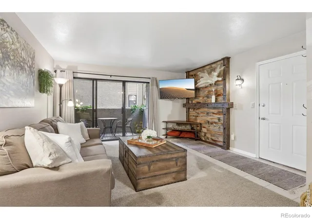 Condo for sale at 60 S Boulder Cir #6016, Boulder, CO 80303 | MLS# IR1067494