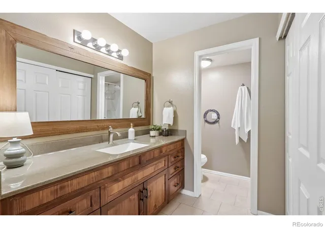 Listing Photo 5 - Condo for sale in building located at 60 S Boulder Cir, Boulder, CO 80303 - Unit #6016