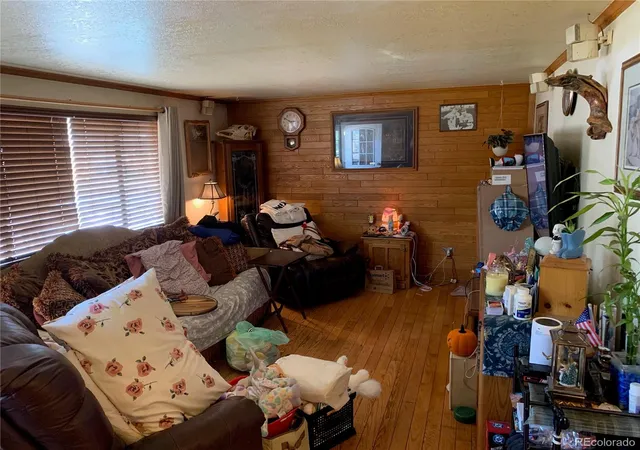 Photo 4 of Single family home for sale at 493 Cascade Cir, Silverthorne, CO 80498 | MLS# 2708325 | Listing updated on 2026-09-08