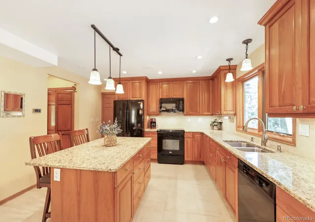 Photo 3 of Single family home for sale at 13314 Spruce Crk Cir, Larkspur, CO 80118 | MLS# 9416754 | Listing updated on 2026-09-19