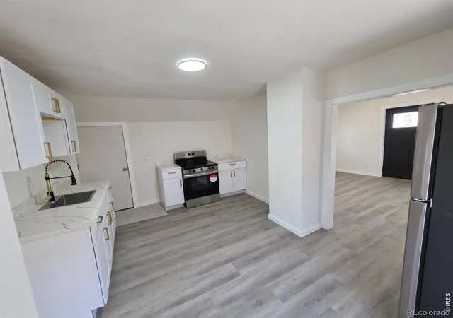 Photo 4 of Single family home for sale at 425 N 3Rd Ave, Sterling, CO 80751 | MLS# IR1067540 | Listing updated on 2026-10-02