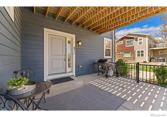 Photo 3 of Townhouse for sale at 671 Robert St #671, Longmont, CO 80503 | MLS# IR1067604 | Listing updated on 2026-09-22