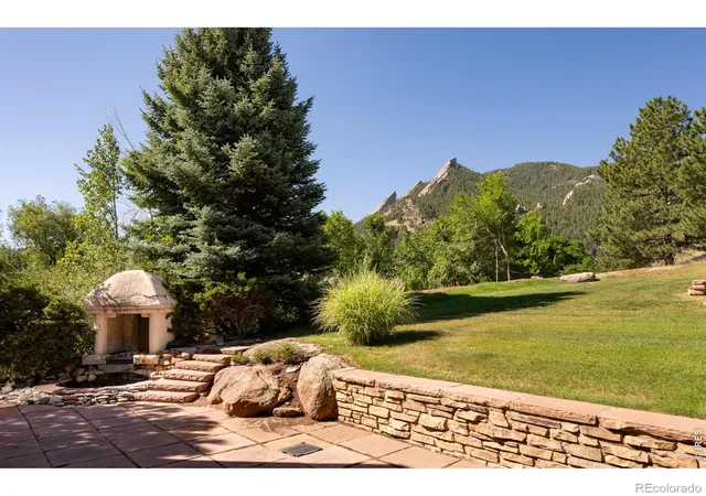 Photo 4 of Single family home for sale at 770 Circle Dr, Boulder, CO 80302 | MLS# IR1067849 | Listing updated on 2026-09-17