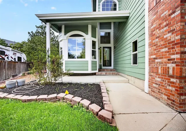 Photo 3 of Single family home for sale at 1415 Snowberry Ln, Broomfield, CO 80020 | MLS# 7118079 | Listing updated on 2026-09-16