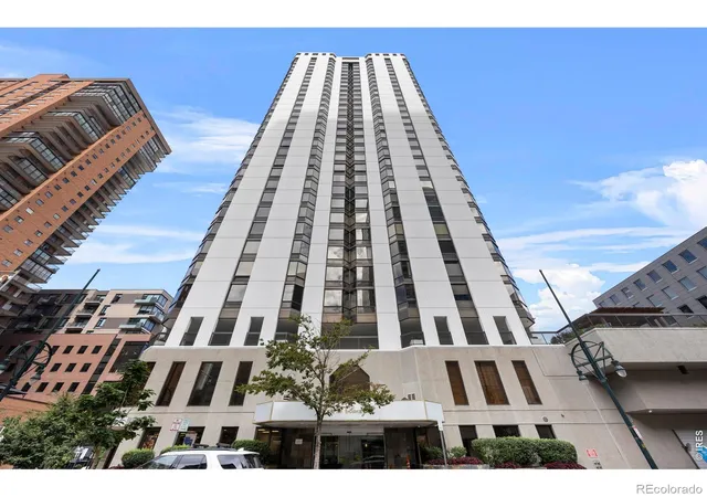 Photo 3 of Condo for sale at 1625 Larimer St #2105, Denver, CO 80202 | MLS# IR1068076 | Listing updated on 2026-09-17