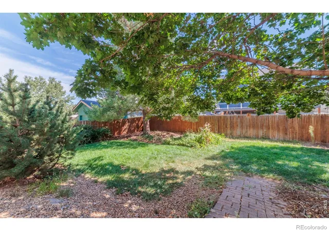 Photo 4 of Single family home for sale at 306 Hawthorn St, Frederick, CO 80530 | MLS# IR1068107 | Listing updated on 2026-09-17