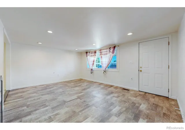 Photo 4 of Single family home for sale at 1215 Eaton St, Brush, CO 80723 | MLS# IR1068121 | Listing updated on 2026-09-17