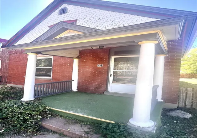 Photo 2 of Single family home for sale at 45 S Pearl St, Denver, CO 80209 | MLS# 8973801 | Listing updated on 2026-09-29