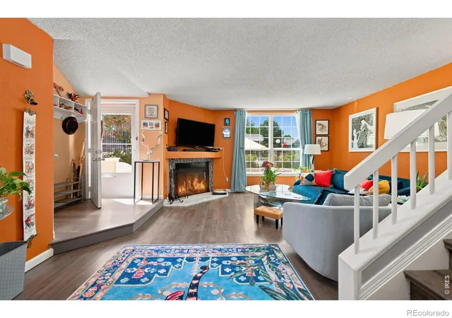 Listing Photo 4 - Condo for sale in building located at 5842 W Atlantic Pl, Lakewood, CO 80227
