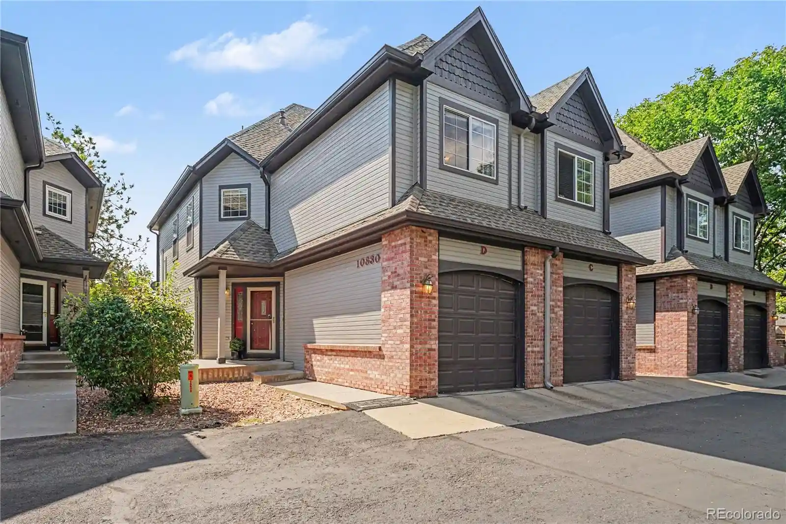 Listing Photo 2 - Condo for sale in 10830 W 63rd Ave located at 10830 W 63rd Ave, Arvada, CO 80004 - Unit 10830 W 63rd Avenue