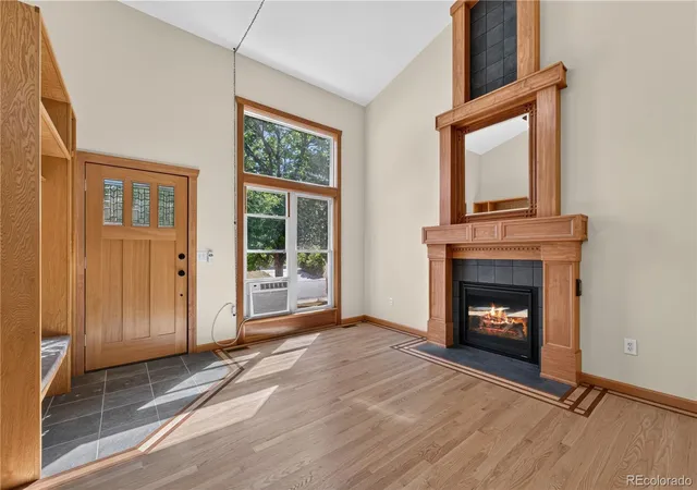 Photo 4 of Single family home for sale at 960 Vetch Cir, Lafayette, CO 80026 | MLS# 8588550 | Listing updated on 2026-09-17
