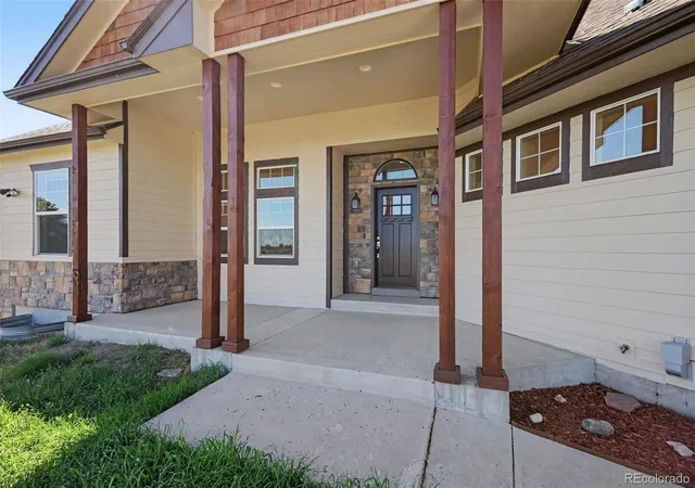 Photo 3 of Single family home for sale at 2886 Running Brk Rd, Elizabeth, CO 80107 | MLS# 8474838 | Listing updated on 2026-09-18