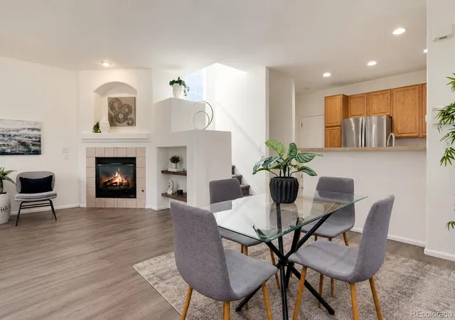 Photo 3 of Townhouse for sale at 8415 Stonybridge Cir, Highlands Ranch, CO 80126 | MLS# 2825047 | Listing updated on 2026-10-05