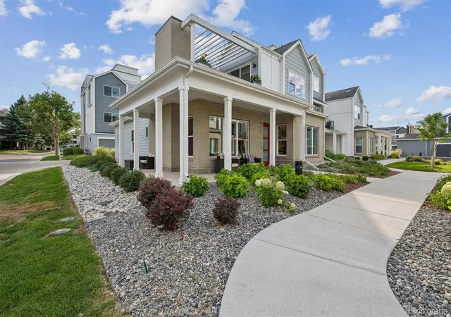Photo 4 of Townhouse for sale at 888 S Valentia St #104, Denver, CO 80247 | MLS# 8871790 | Listing updated on 2026-10-04