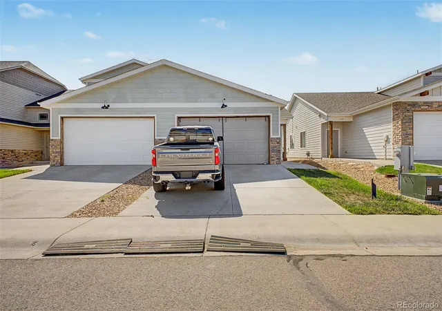 Photo 2 of Single family home for sale at 526 Foxtail Pl, Wiggins, CO 80654 | MLS# 6035519 | Listing updated on 2026-09-16