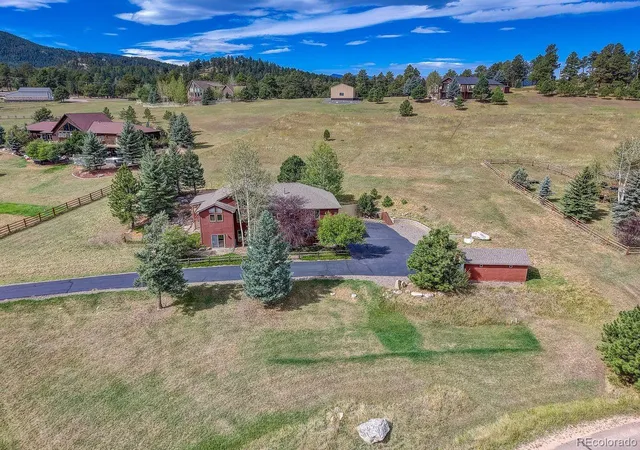 Photo 4 of Single family home for sale at 7307 Settlers Dr, Morrison, CO 80465 | MLS# 4770325 | Listing updated on 2026-09-23