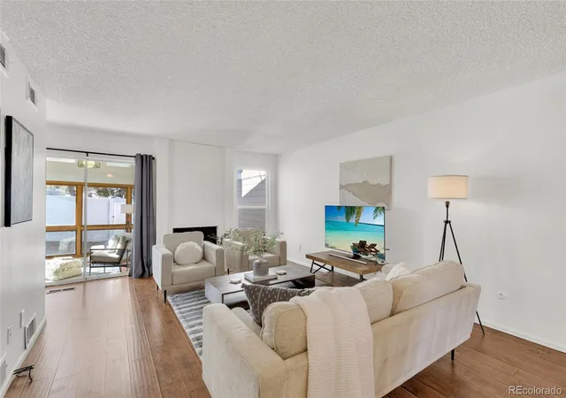 Photo 4 of Townhouse for sale at 7165 S Vine Cir, Centennial, CO 80122 | MLS# 3327264 | Listing updated on 2026-09-17