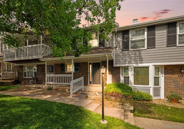 Townhouse for sale at 5253 S Jellison St, Littleton, CO 80123 | MLS# 3292363